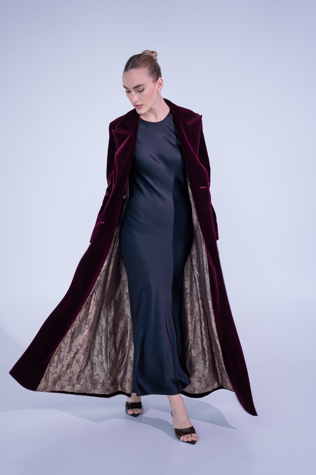 Maroon Velvet Abaya
